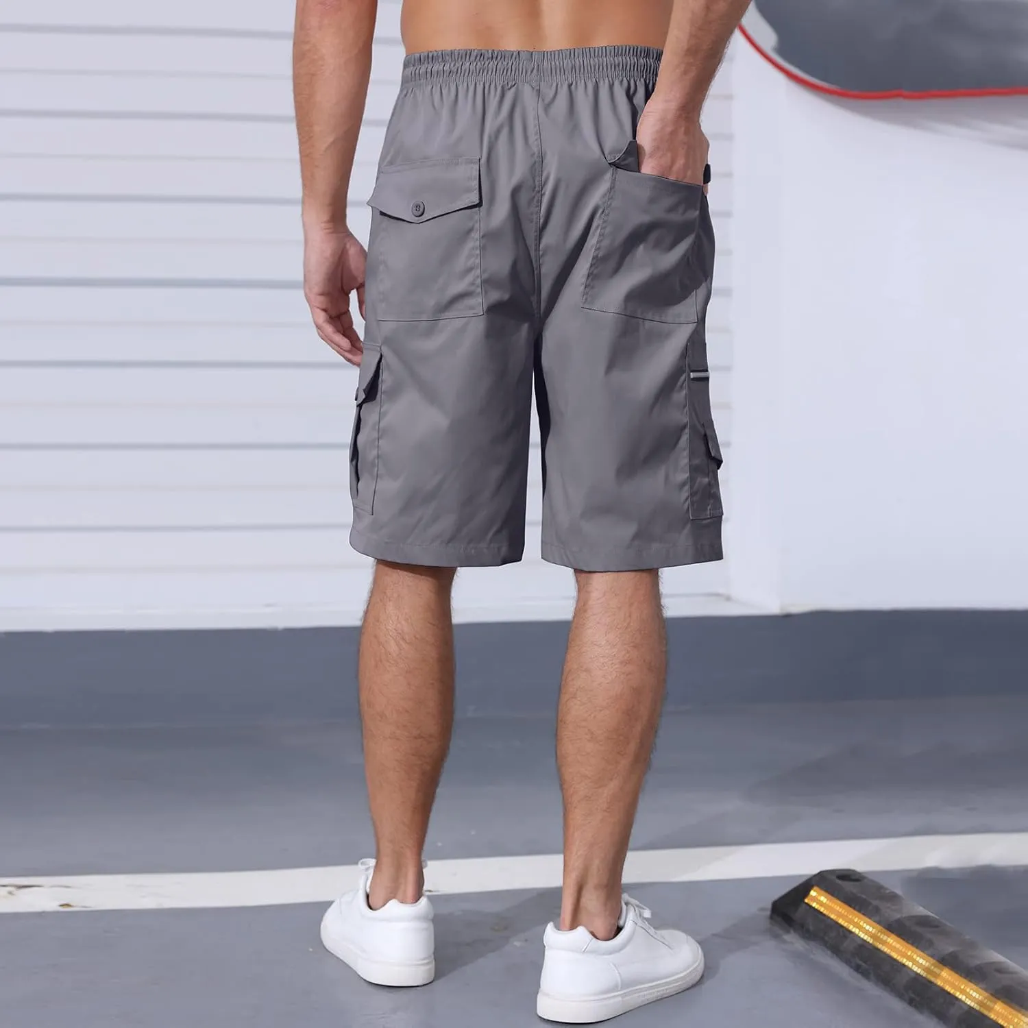 Men's Cargo Shorts Elastic Waist Outdoor Relaxed Fit Sport Shorts Jogger SweatShorts with Multi-Pocket