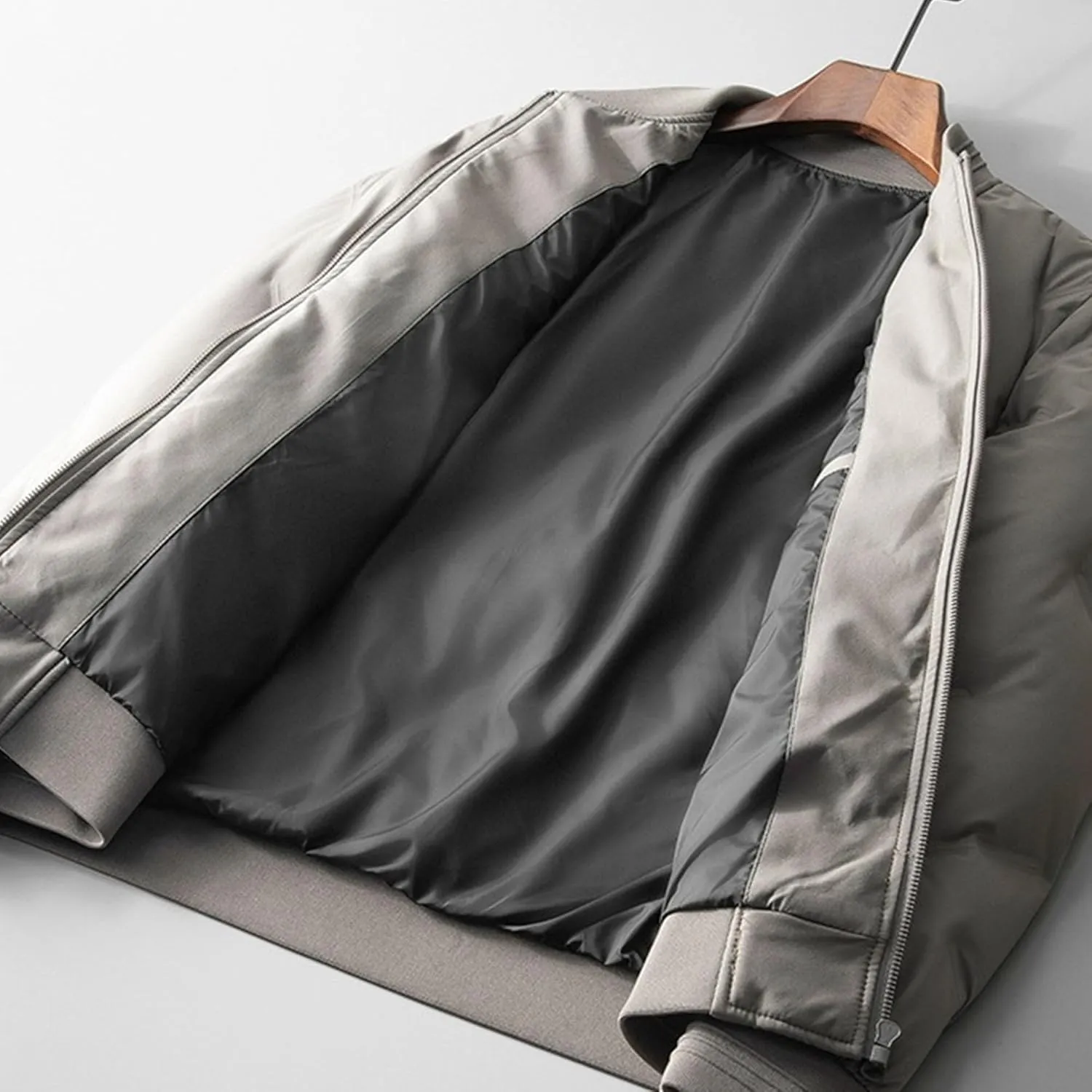 Mens Casual Bomber Jacket Full Zip Warm Winter Padded Coats Outwear Windproof Quilted Varsity Baseball Jacket