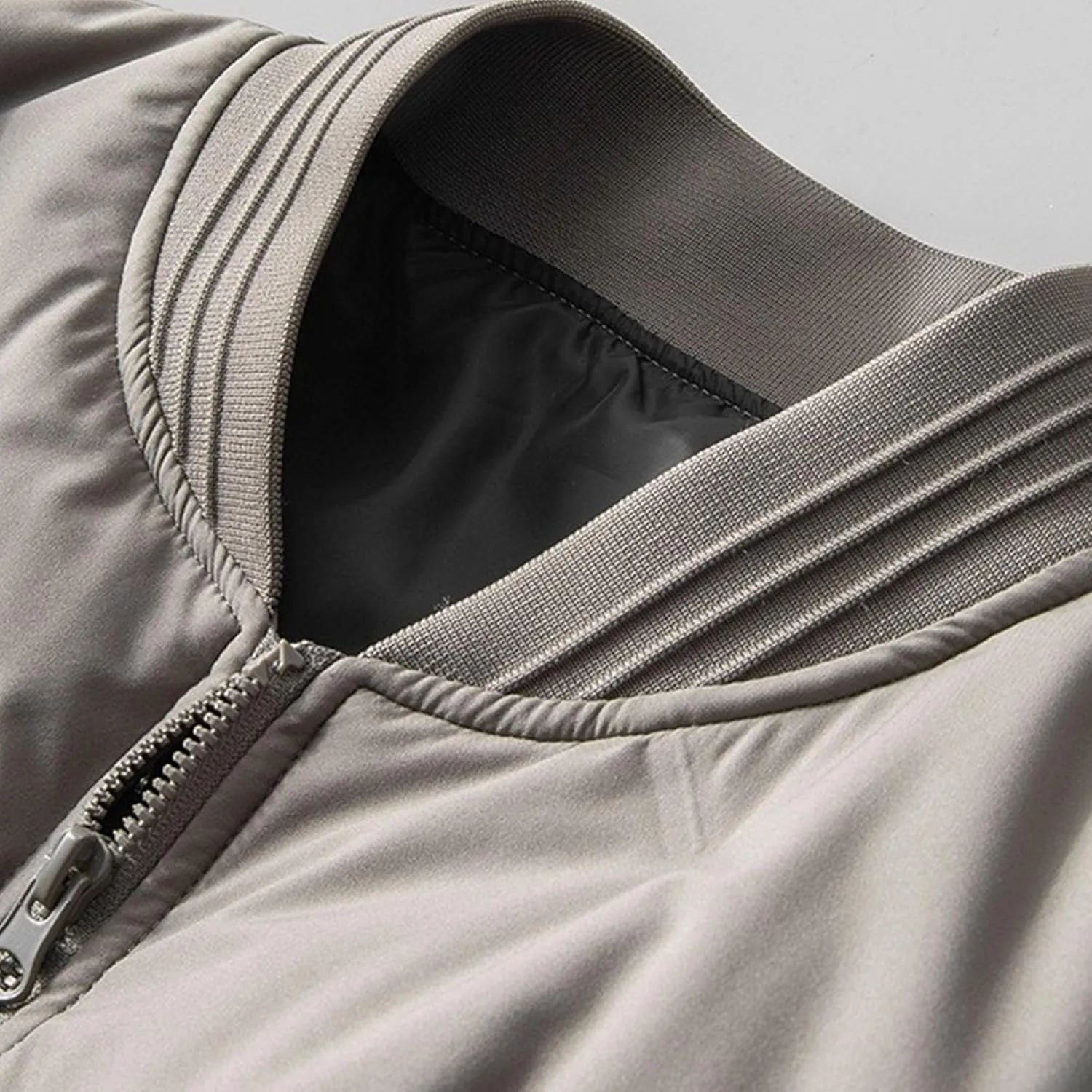 Mens Casual Bomber Jacket Full Zip Warm Winter Padded Coats Outwear Windproof Quilted Varsity Baseball Jacket