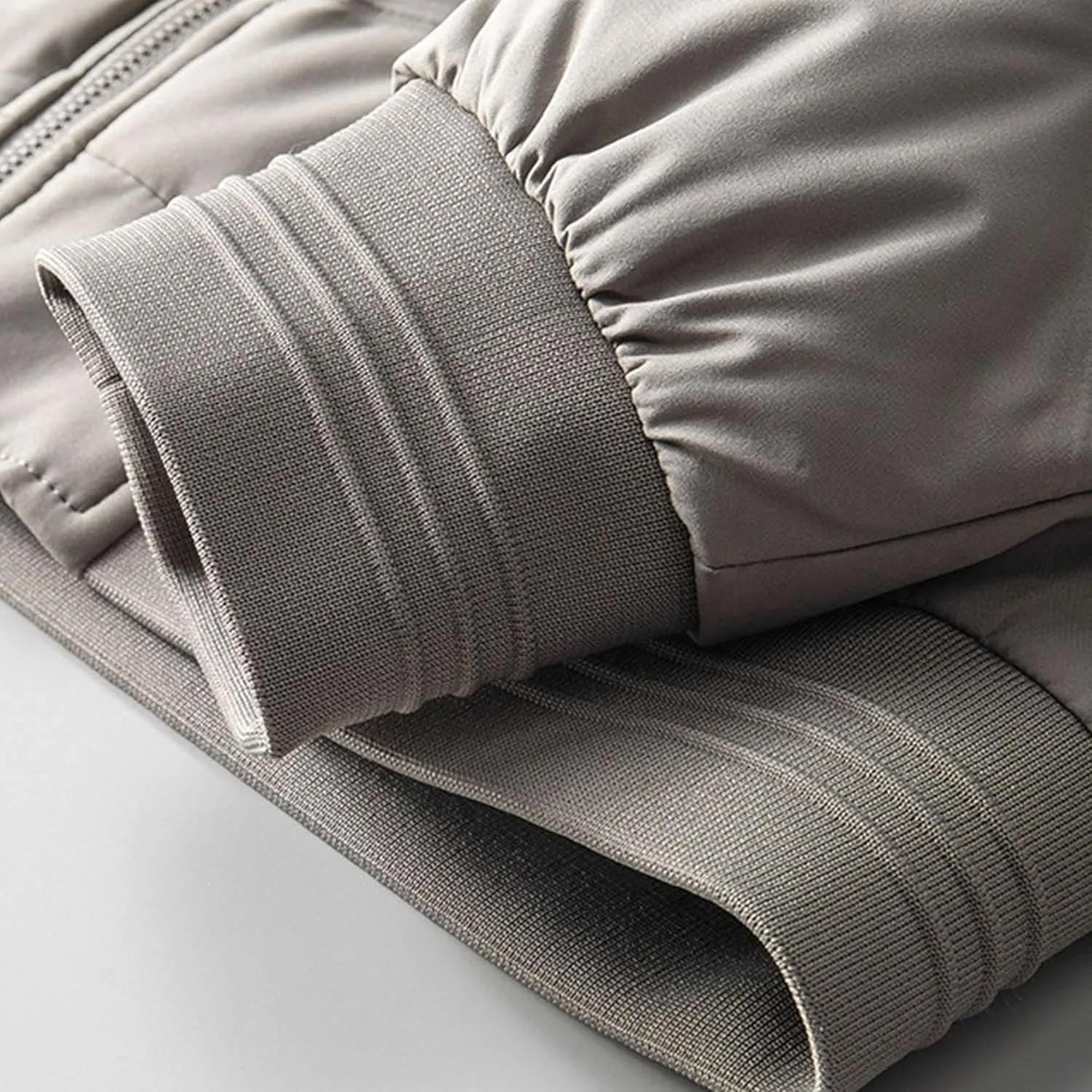 Mens Casual Bomber Jacket Full Zip Warm Winter Padded Coats Outwear Windproof Quilted Varsity Baseball Jacket