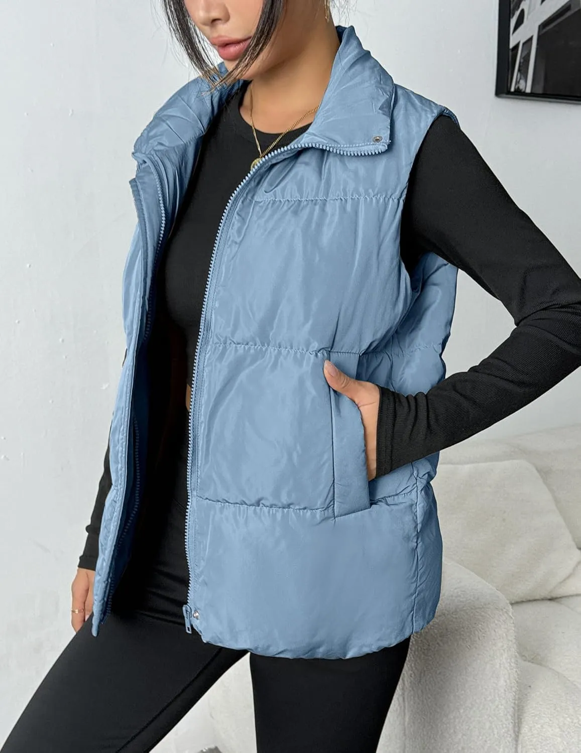 Zeagoo Women Puffer Vest Lightweight Stand Collar Sleeveless Winter Warm Zip Up Padded Outerwear Jackets with Pockets S-XXL