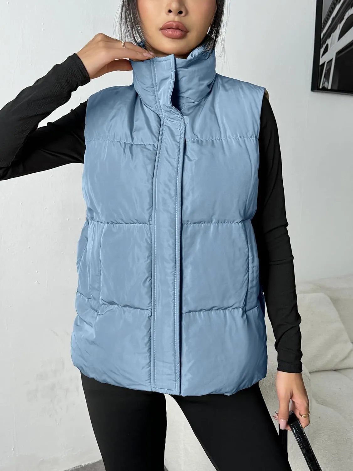 Zeagoo Women Puffer Vest Lightweight Stand Collar Sleeveless Winter Warm Zip Up Padded Outerwear Jackets with Pockets S-XXL